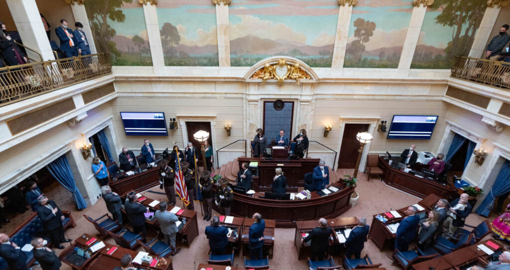 Psykedeelitutkimuksen työryhmän lakiesitys hyväksyttiin Utahin senaatissa